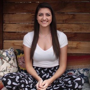 Meet your Posher, Brianna